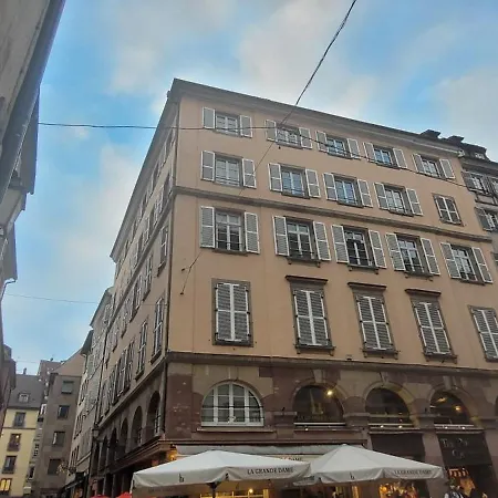 Apartamento Cocon De Charme Au Pied De La Cathedrale De *