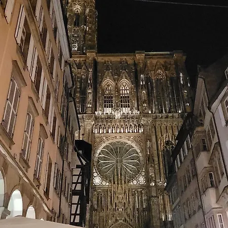 Cocon De Charme Au Pied De La Cathedrale De Strasbourg
