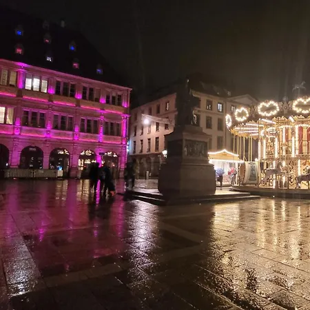 Cocon De Charme Au Pied De La Cathédrale De *